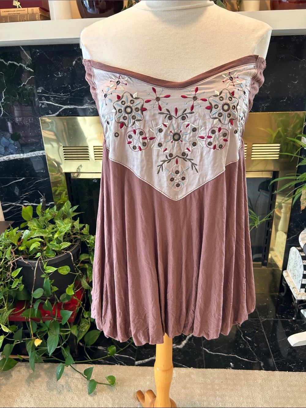 Embroidered brown Strapless Women's Top